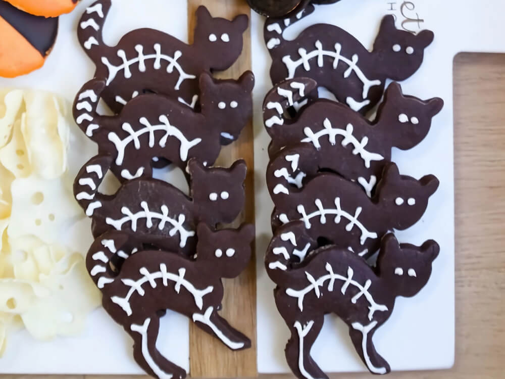 Black Cat Skeleton Halloween Cookies